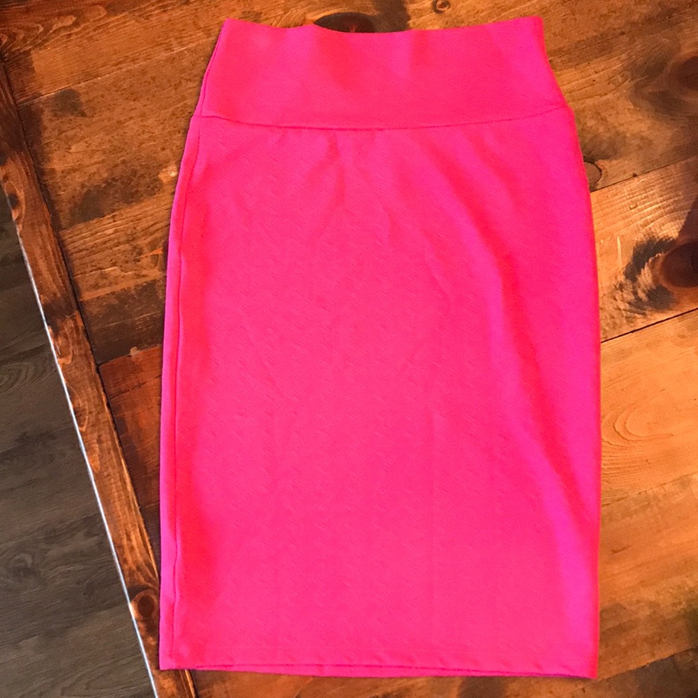 LulaRoe Hot Pink Cassie skirt